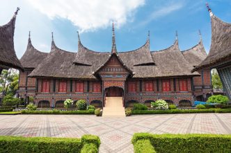 working holiday visa Indonesia | Unique Education and Migration